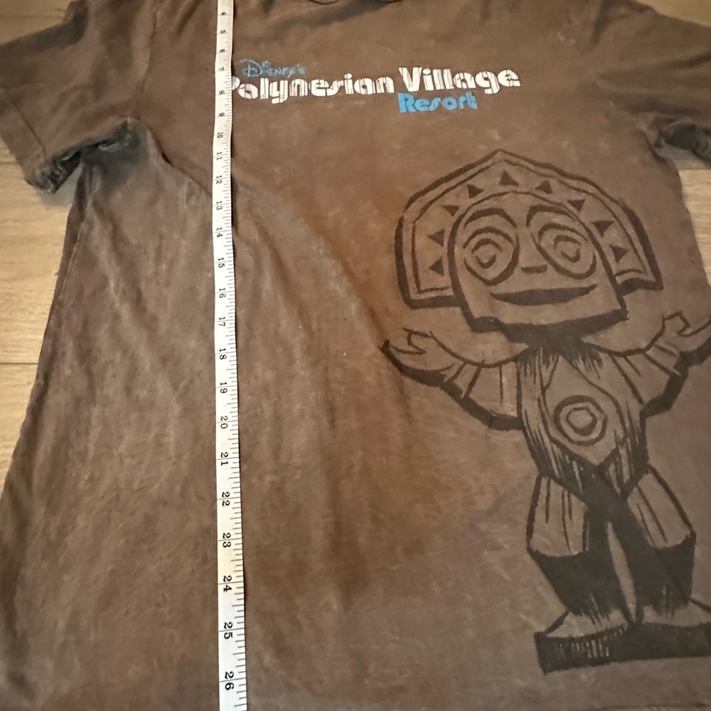 Disney Parks Brown Polynesian Graphic tee Sz M - Picture 4 of 5